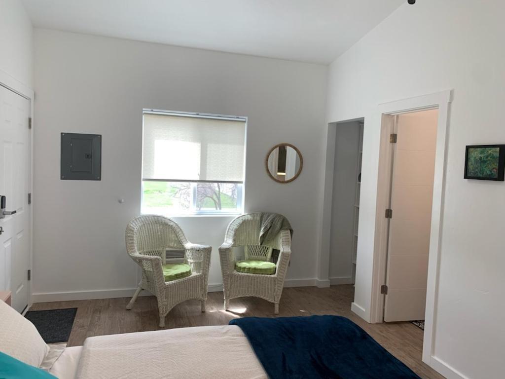 Winzig Lodge لافا هوت سبرينغس المظهر الخارجي الصورة